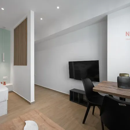 Pendente, Nilie Hospitality Mgmt Apartment *
