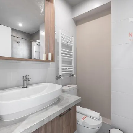 Pendente, Nilie Hospitality Mgmt * Thessaloniki