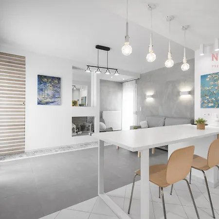 Pendente, Nilie Hospitality Mgmt